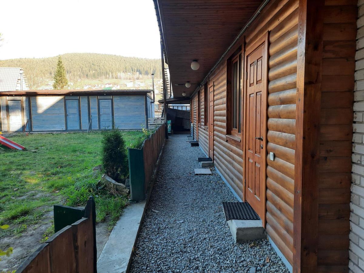Krym Hotel Iaremcea Exterior foto