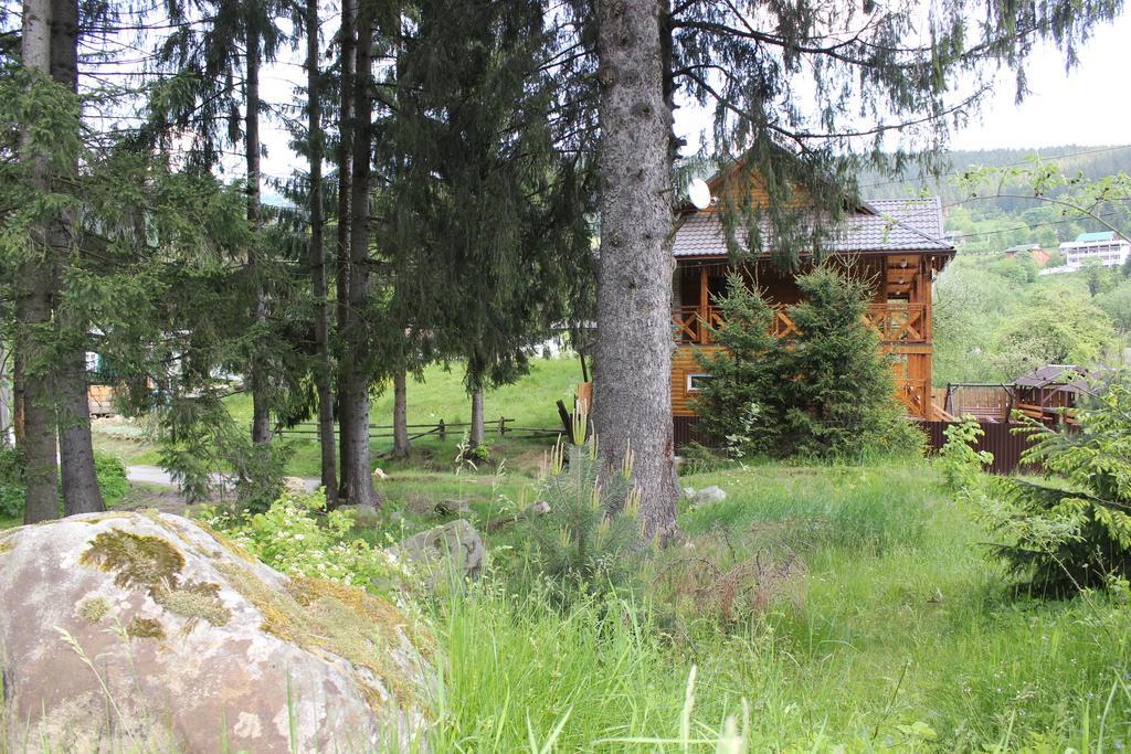 Krym Hotel Iaremcea Exterior foto