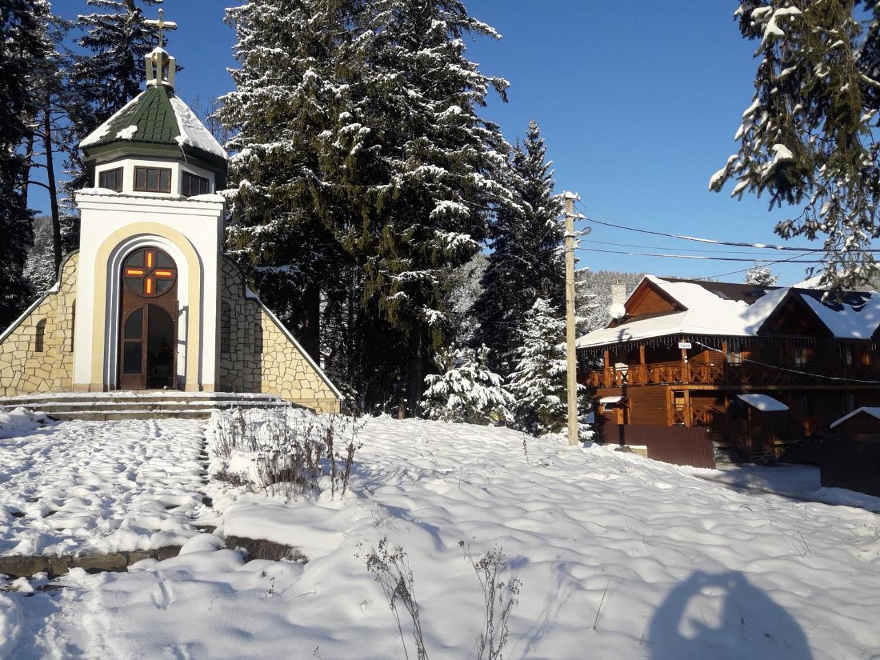 Krym Hotel Iaremcea Exterior foto